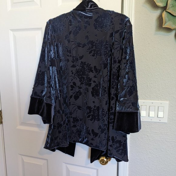 Midnight Blue VELVET BROCADE Jacket | L | REVERSIBLE | EUC | Chico's size 2 - Picture 2 of 6